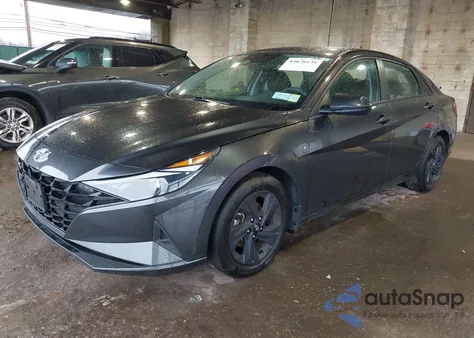 2022 Hyundai Elantra Sel z USA, uszkodzony, nr VIN 5NPLM4AG6NH076580